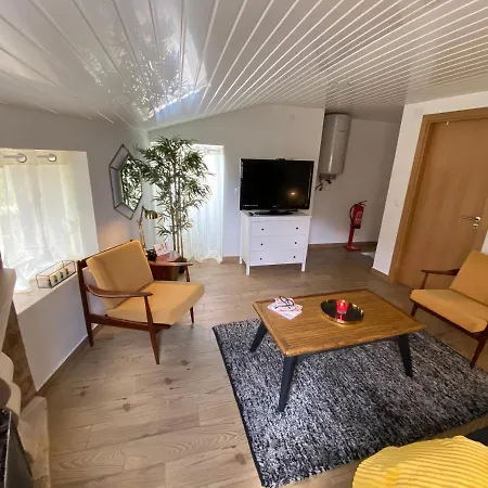 Isabel House Rural Lägenhet *